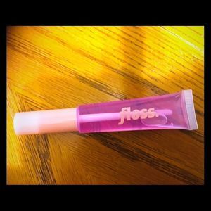 Floss My New Favorite Lip Gloss